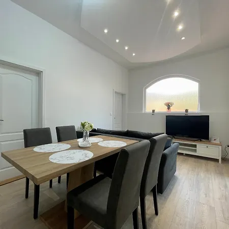 Filip Apartment
